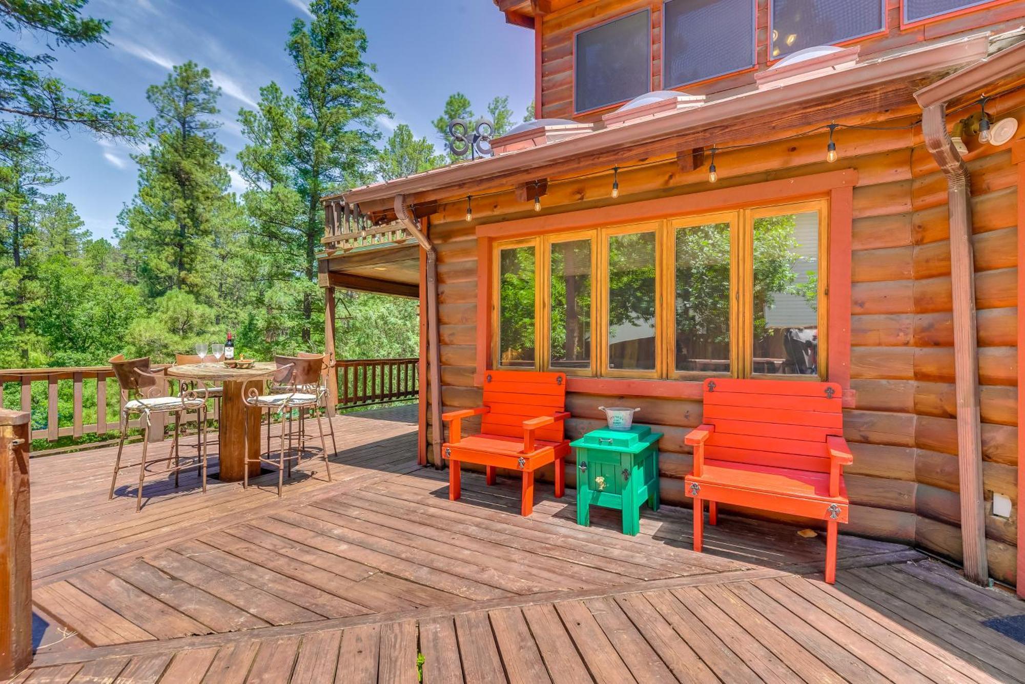 Unique Bear Country Cabin In Ruidoso With Hot Tub! Bagian luar foto